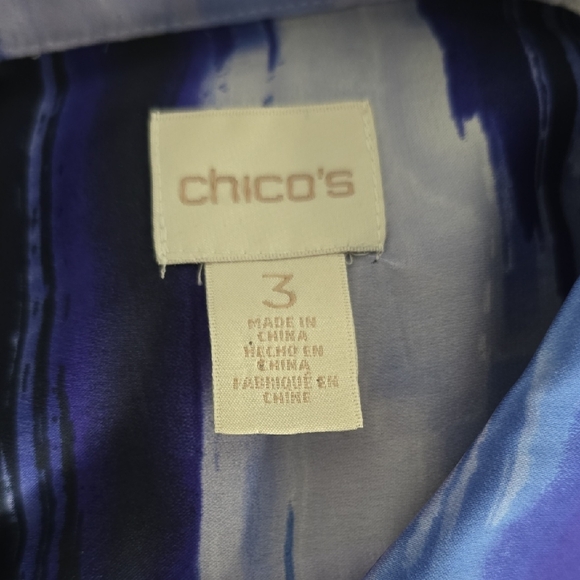 Chico's Women's Blue and White Abstract Button Down Shirt - Picture 2 of 7